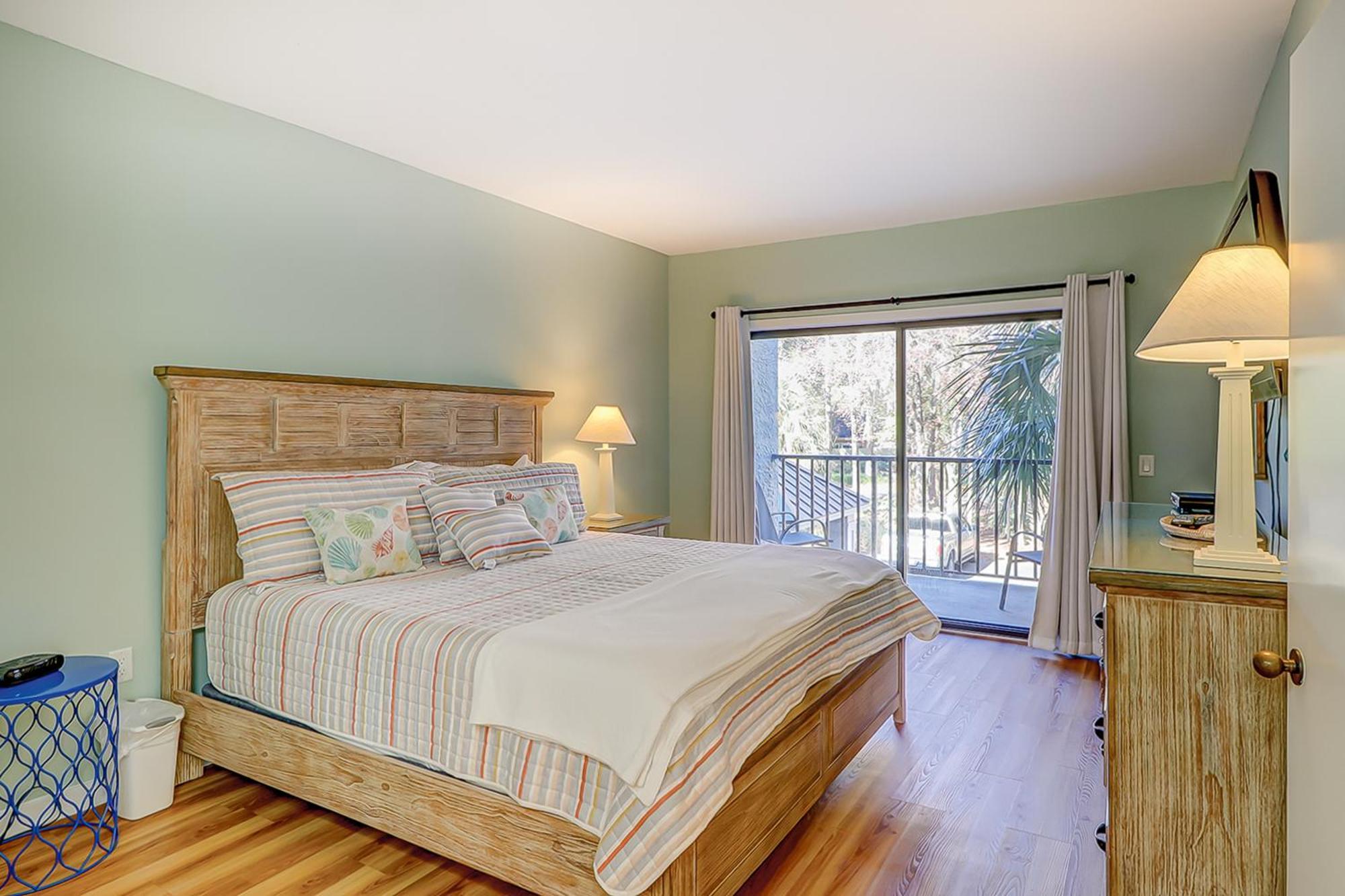 Village House Hilton Head Island Room photo